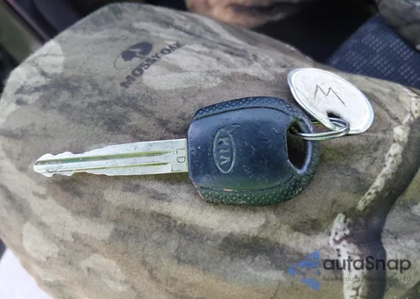 2006 Kia Sportage Ex V6/Lx V6 from USA, damaged, VIN KNDJE723367175915